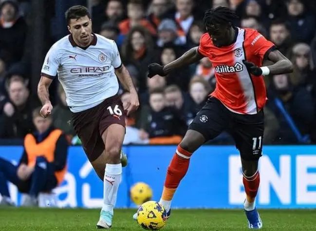 阿森纳VS葡萄牙体育比赛预测阿森纳0-0葡萄牙体育晋级欧冠四强场面沉闷,进攻线集体失灵,接下来将连战曼城和马德里竞技