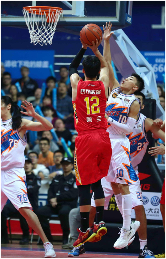 四川丰谷酒业VS浙江稠州金租直播中超前瞻：上海申花VS上海海港队 同城德比赛上海申花主场有优势